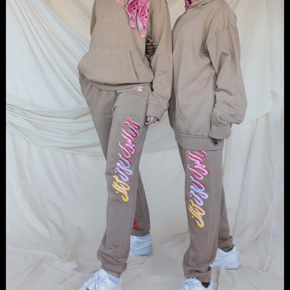 Qawiyah Pant